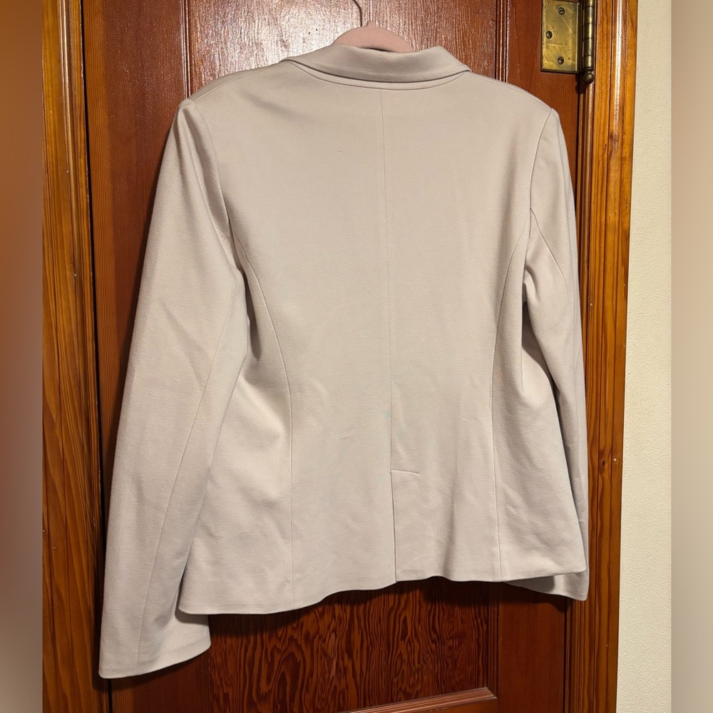 PHILOSOPHY Women’s Light Cream Blazer Size Large - Picture 8 of 8